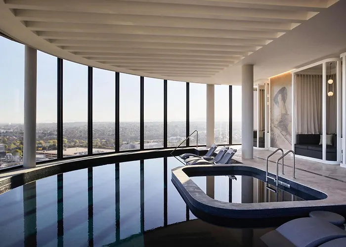 Hotel Chadstone Melbourne Mgallery Collection